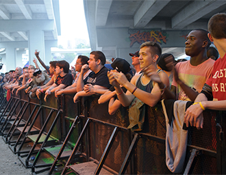 avant-scène barricade GFS